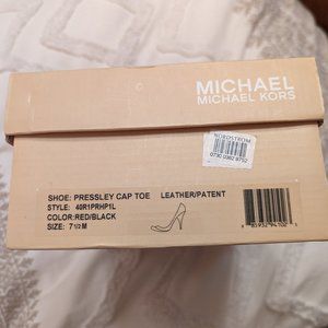 Michael/Michael Kors black and red leather pump size 7.5